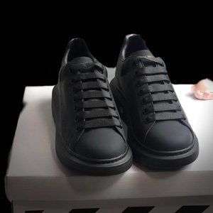 Alexander McQueen Luxury Fashion Sneakers Black